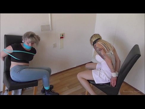 ❤️ Asılı / bağlanmış və ağzı bağlanmış / çətinlik içində olan qız ❤❌ Porn video bizdə az.xxxgr.ru ❌️